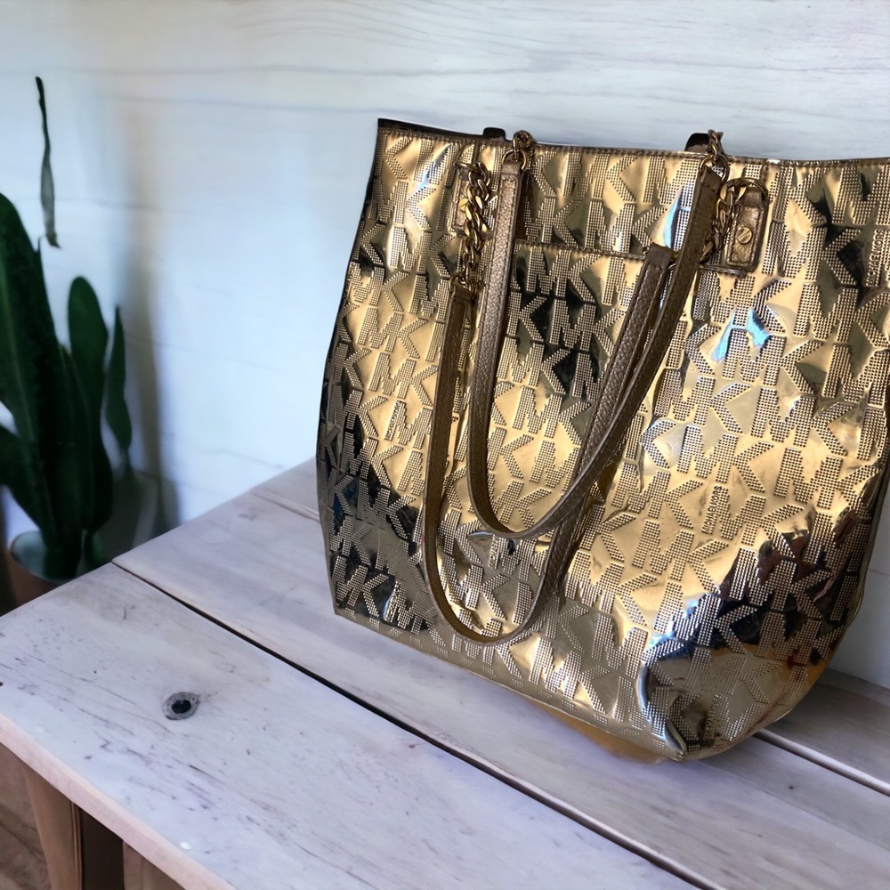 Michael Kors Jet Set Mirror Metallic Tote Pale Gold